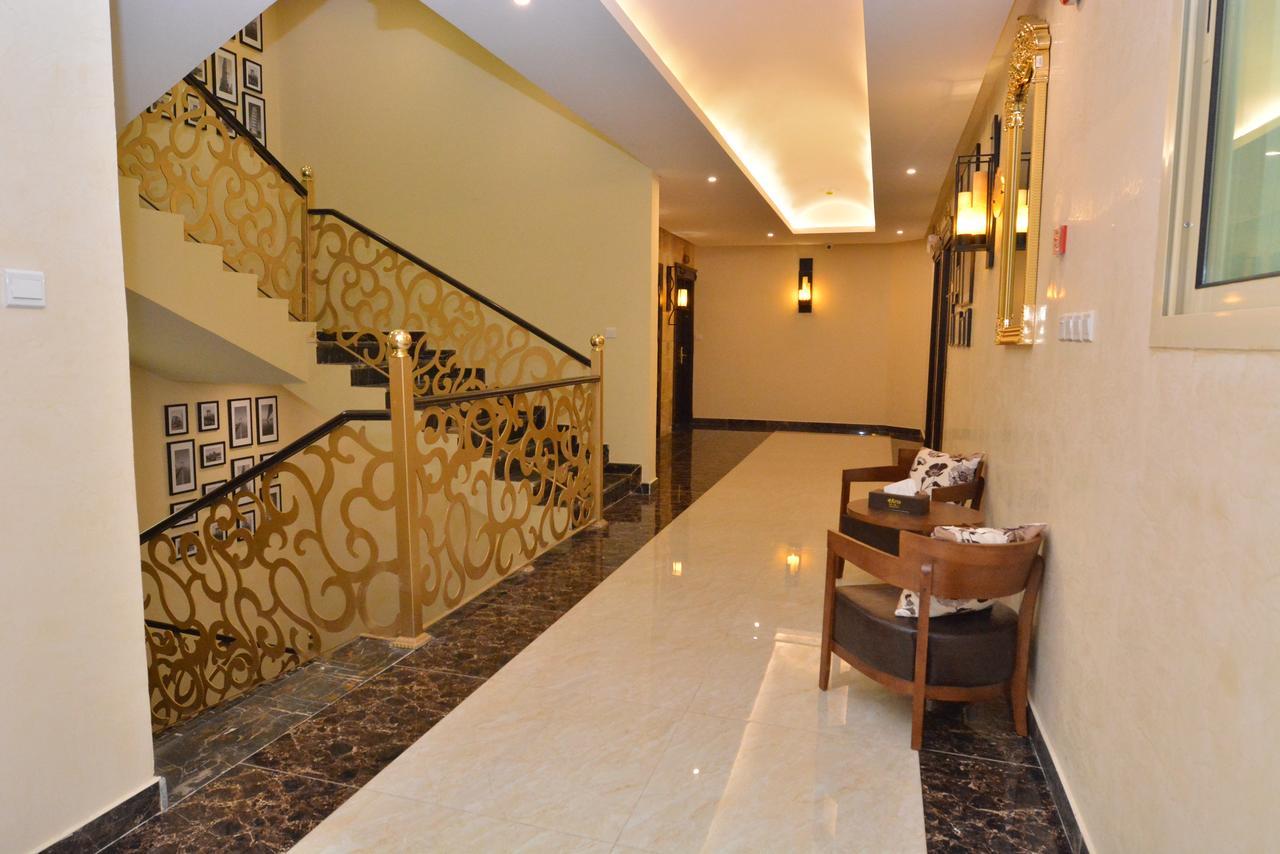 Arto Hotel